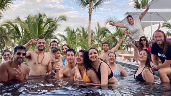 குழந்தையின் முகத்தை மறைத்து குழந்தையின் முகத்தை மறைத்து