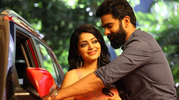  ஜனனி குரல் நன்றாக இருக்கும்