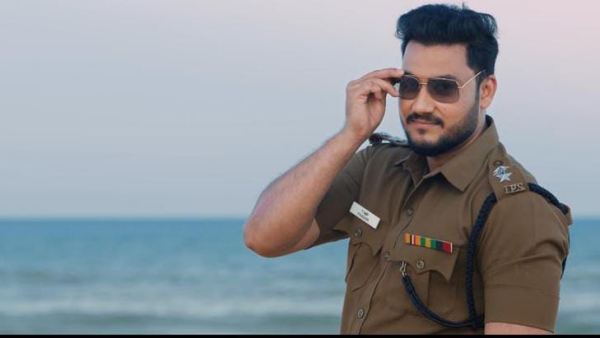 இயக்குநர் விக்ரமாதித்யன் 