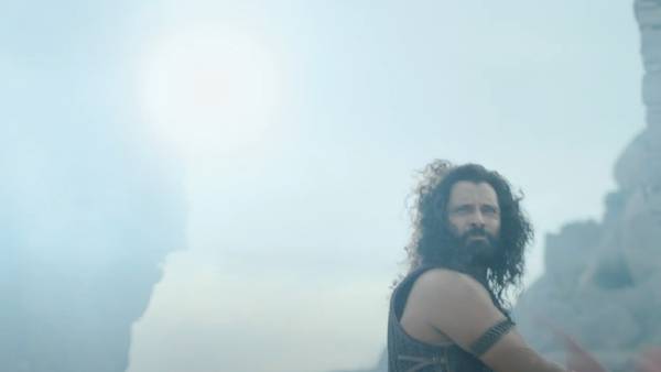  விழாவை மிஸ் செய்த விக்ரம் 