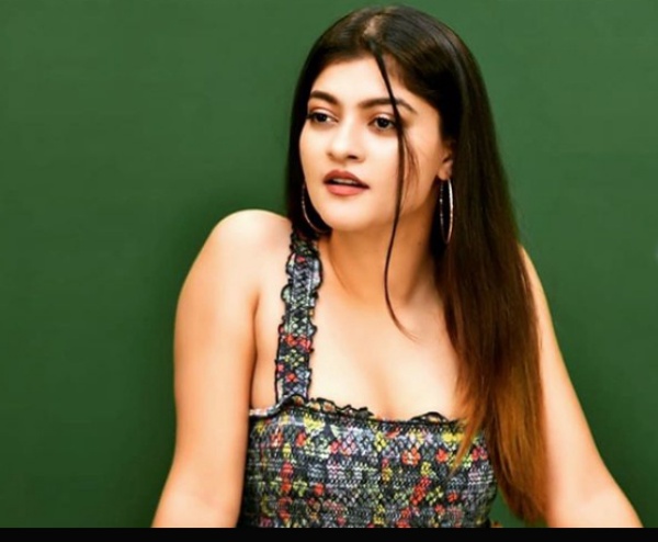 நடிகையுடன் தொடர்பு