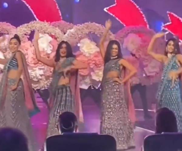 விஜய் பாட்டுக்கு டான்ஸ் விஜய் பாட்டுக்கு டான்ஸ்