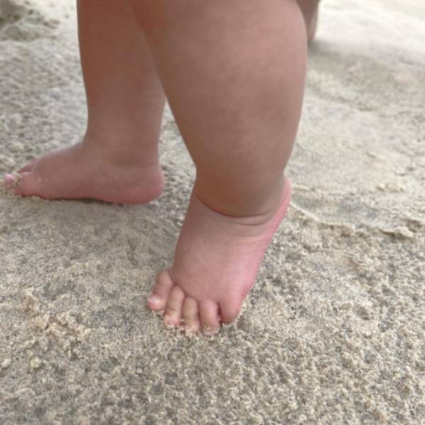 அழகான பாதம் அழகான பாதம்