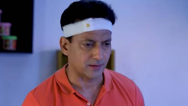 ராதிகாவை ரகசியமாக சந்திக்கும் கோபி ராதிகாவை ரகசியமாக சந்திக்கும் கோபி