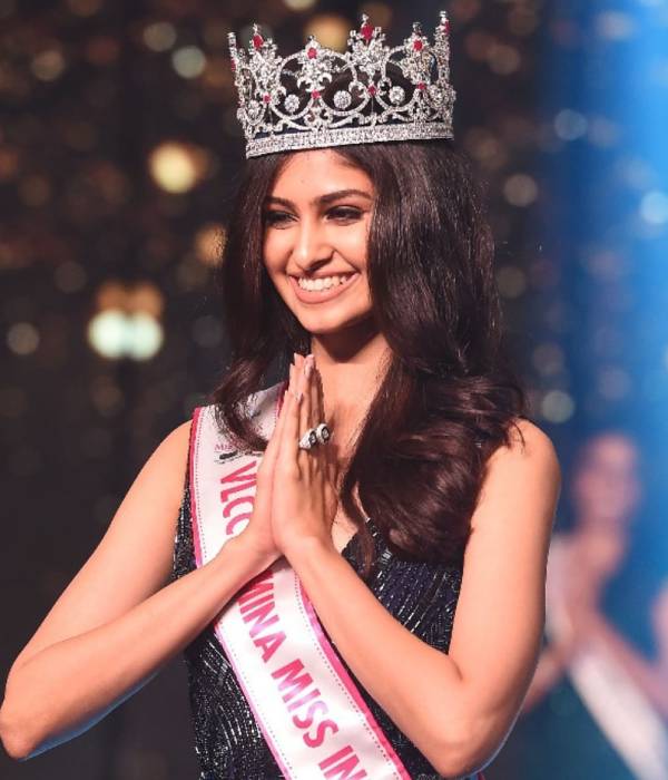 சினி ஷெட்டி முதலிடம் சினி ஷெட்டி முதலிடம்