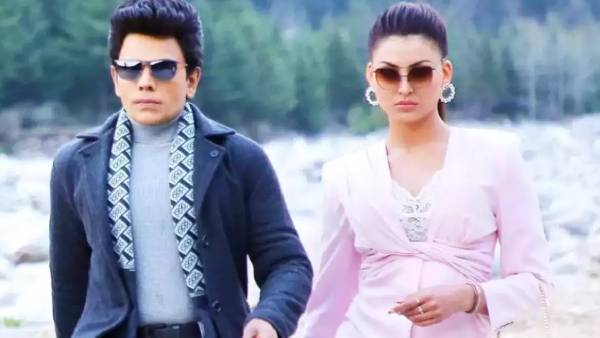 5 மொழிகளில் 5 மொழிகளில்