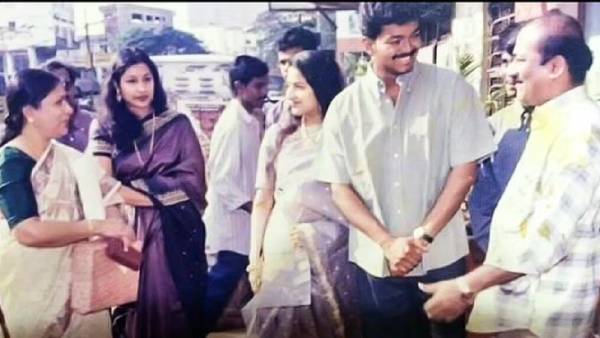 விஜய் மனைவியின் பழைய போட்டோ