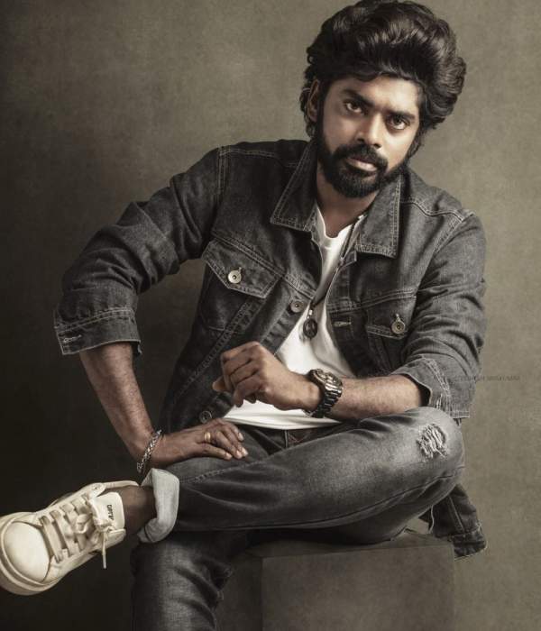 படங்களில் வாய்ப்பு படங்களில் வாய்ப்பு