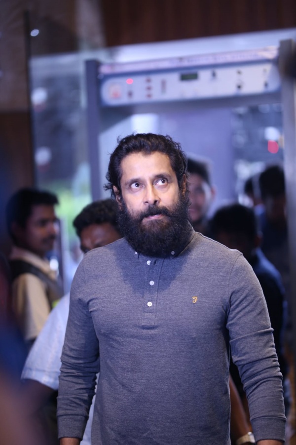 விக்ரம் பெருமை