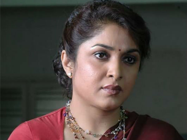 ஜெயிலரில் இணைந்த நீலாம்பரி