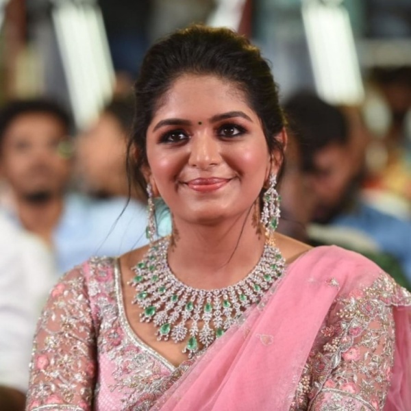 அதிகரிக்கும் ரசிகர்கள் எண்ணிக்கை