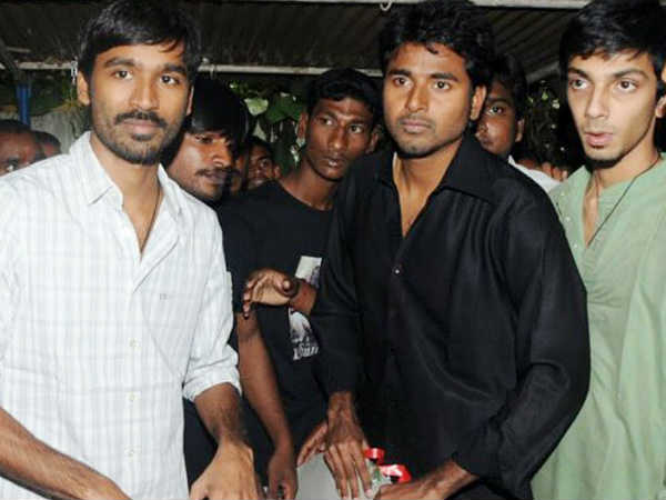 புதியவர்களுக்கு வாய்ப்பு