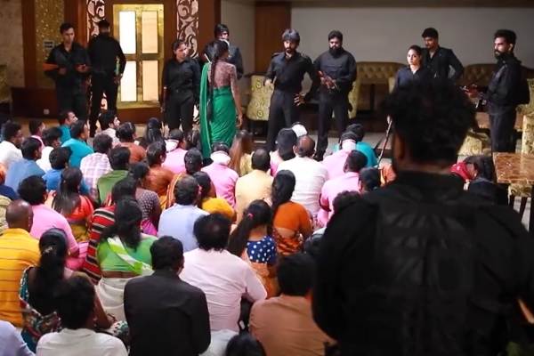  தீவிரவாத தாக்குதல் அளவுக்கு சீரியல்கள் முன்னேற்றம்