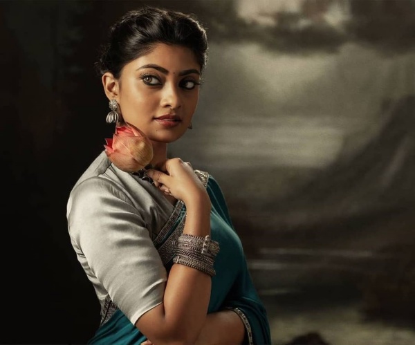 கேள்வி -பதில் நிகழ்ச்சி