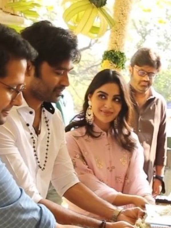 ஏற்கனவே தமிழில் 