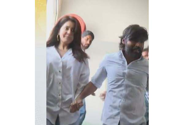 கில்லி விஜய் போல 