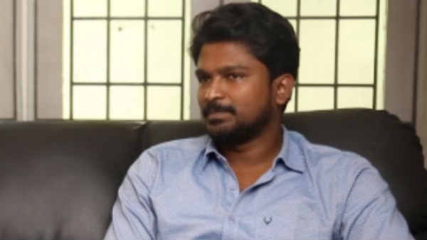 20 நிமிடம் கதை கேட்டார்