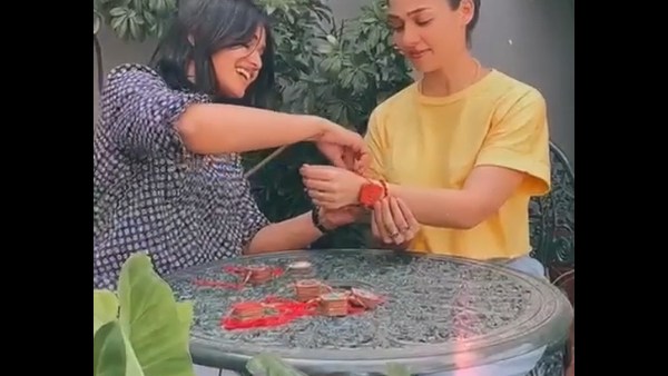 ஸ்பெயின் அட்லீ ஸ்பெயின் அட்லீ