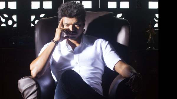 ட்விட்டரில் ஆக்டிவ் ட்விட்டரில் ஆக்டிவ்