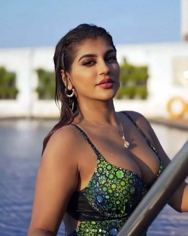 வாட்டர் பேபி 