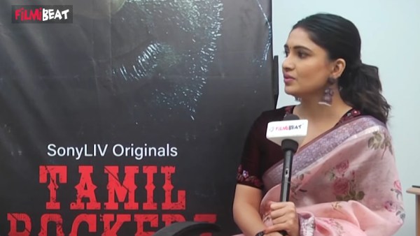  பெண் அரசியல்