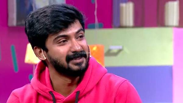 தர்ஷனை பாராட்டிய சிவகார்த்திகேயன் 