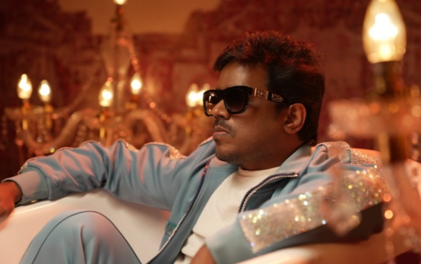 ரசிகர்களுக்கு இசை விருந்து