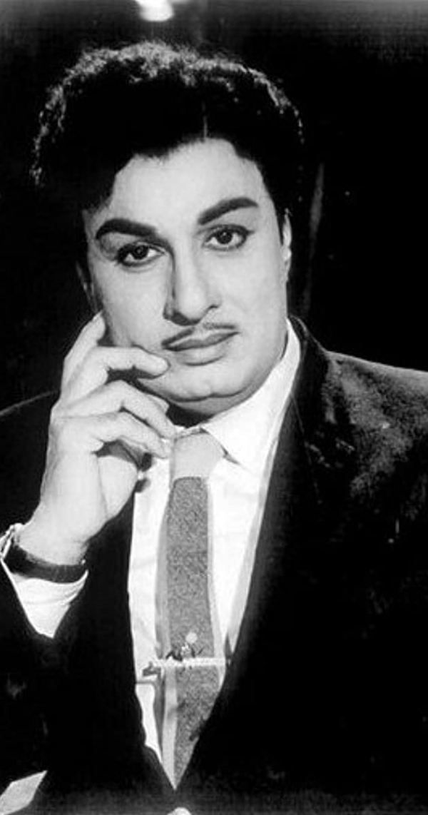 நடிகர் நடிகையர் நடிகர் நடிகையர்