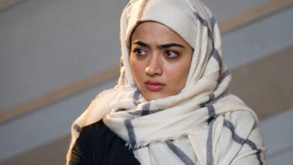 கொண்டாடும் ரசிகர்கள் 