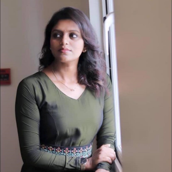 சோகத்தில் கபிலன் சோகத்தில் கபிலன்