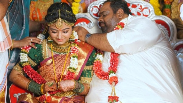 மகிழ்ச்சியான லிப்ரா ரவி