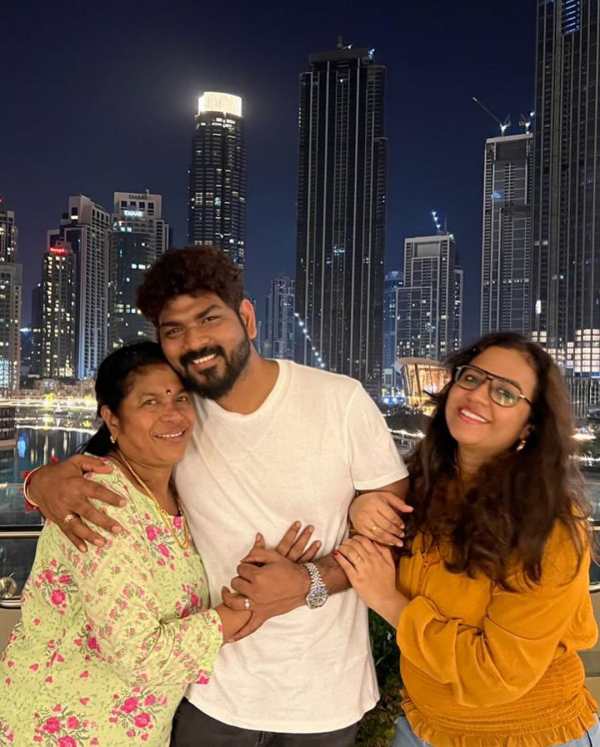 விக்னேஷ் சிவன் பிறந்தநாள் 