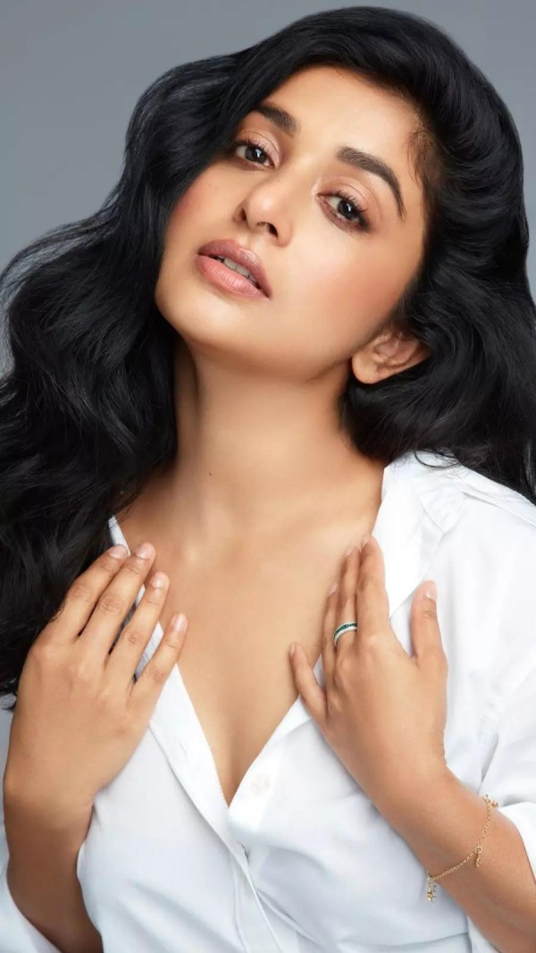 மீண்டும் மீரா ஜாஸ்மின் 