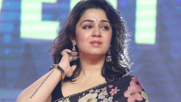 நடிப்பில் இருந்து தயாரிப்புக்குச் சென்ற ஷார்மி நடிப்பில் இருந்து தயாரிப்புக்குச் சென்ற ஷார்மி