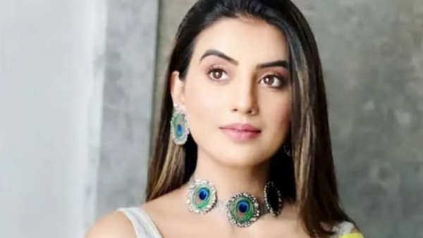 ரசிகர்கள் விளாசல்