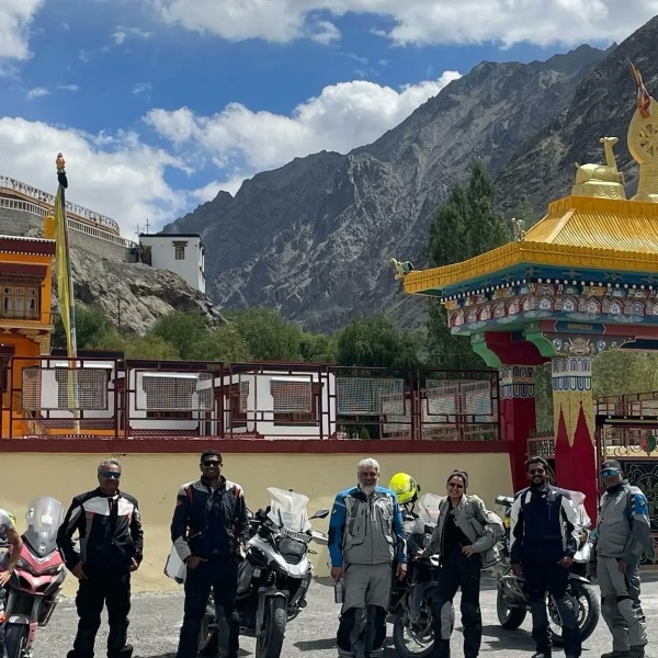 பைக் தான் உயிர்