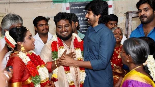 மணமக்களை வாழ்த்திய மாவீரன் மணமக்களை வாழ்த்திய மாவீரன்