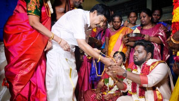 தாலி எடுத்துக் கொடுத்த ஞானசம்பந்தம் தாலி எடுத்துக் கொடுத்த ஞானசம்பந்தம்