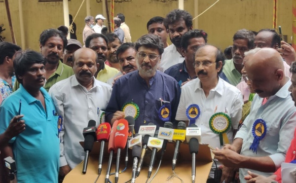 பாக்கியராஜ் வெற்றி