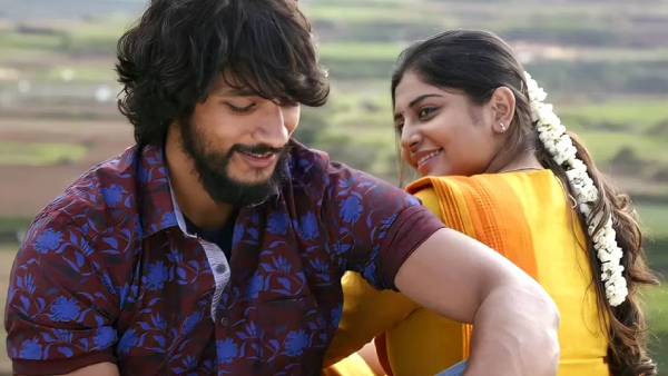 ஜோடியாக நிச்சயதார்த்த விழாவில்