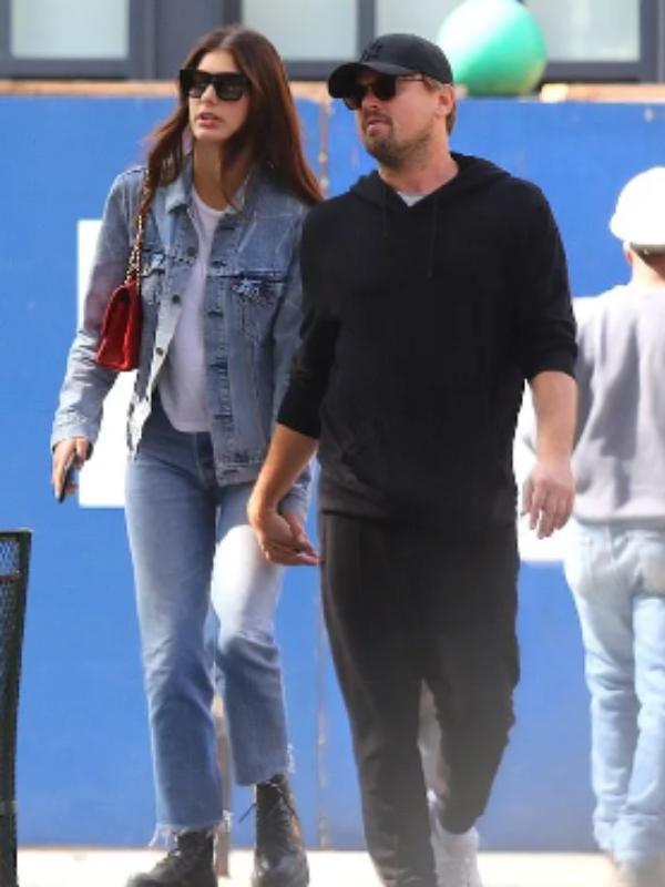 பிரிவை அறிவித்த காதலர்கள்