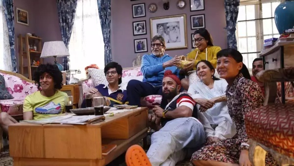 பட்டம் விடும் அமிதாப் பச்சன்