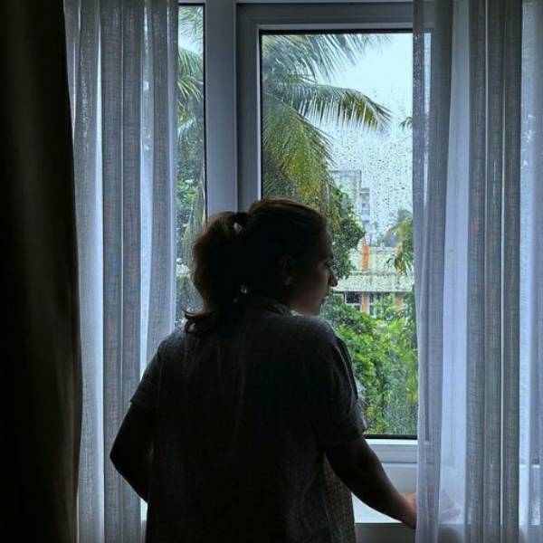 மழையை என்ஜாய் செய்து பதிவு 