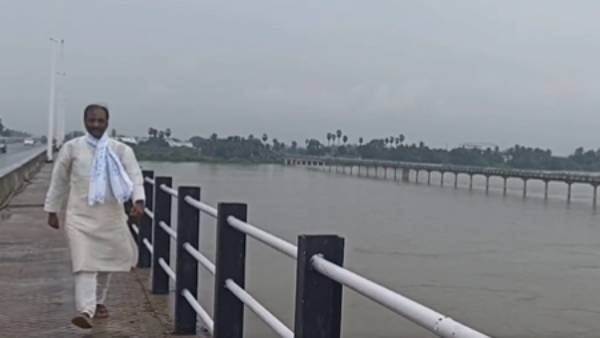 இணையத்தில் ட்ரெண்டாகும் கவிதை