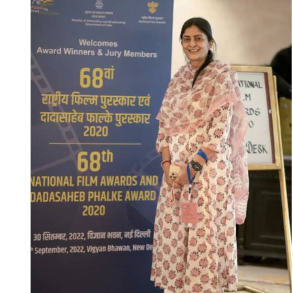 சூரரைப் போற்று படக்குழு டெல்லியில்