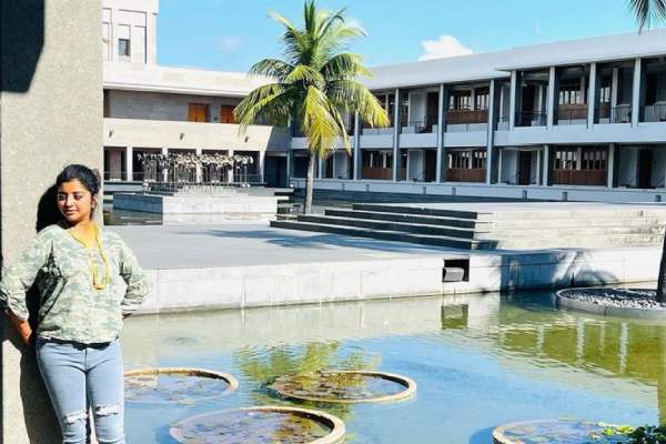 மகாபலிபுரத்தில் ஹனிமூன் 