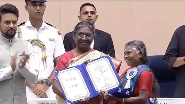 இயக்குநர் சச்சி 