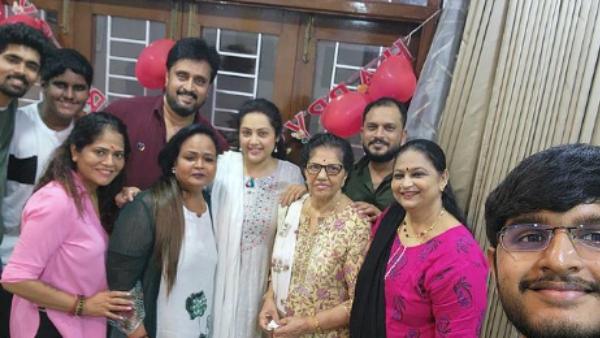  மீனா சர்ப்ரைஸ் விசிட் 