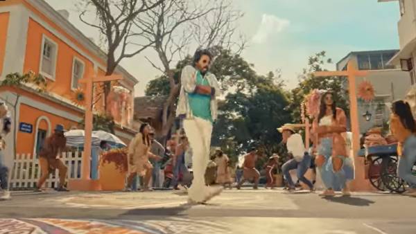 வெளியானது ஜெசிக்கா லிரிக்கல் வீடியோ 