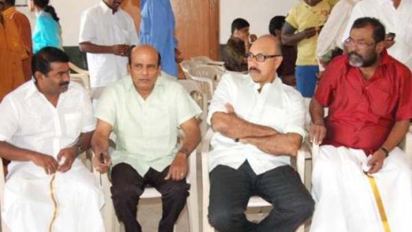 அரசியல் சப்போர்ட் அரசியல் சப்போர்ட்